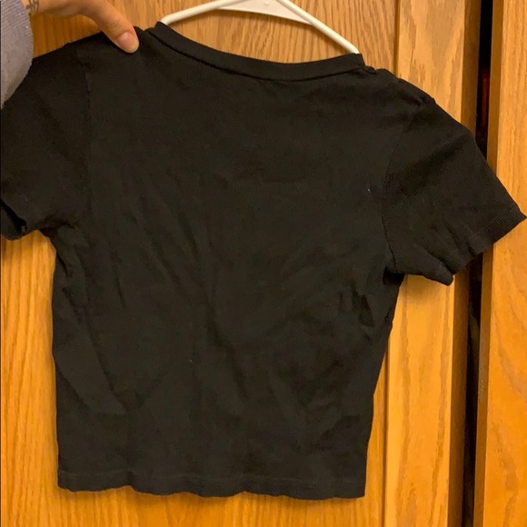 Brandy Melville Black Crop Top - Picture 2 of 3